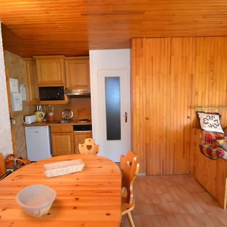 Rustique A Courchevel, Pres Des Pistes - Fr-1-514-29 Apartment *